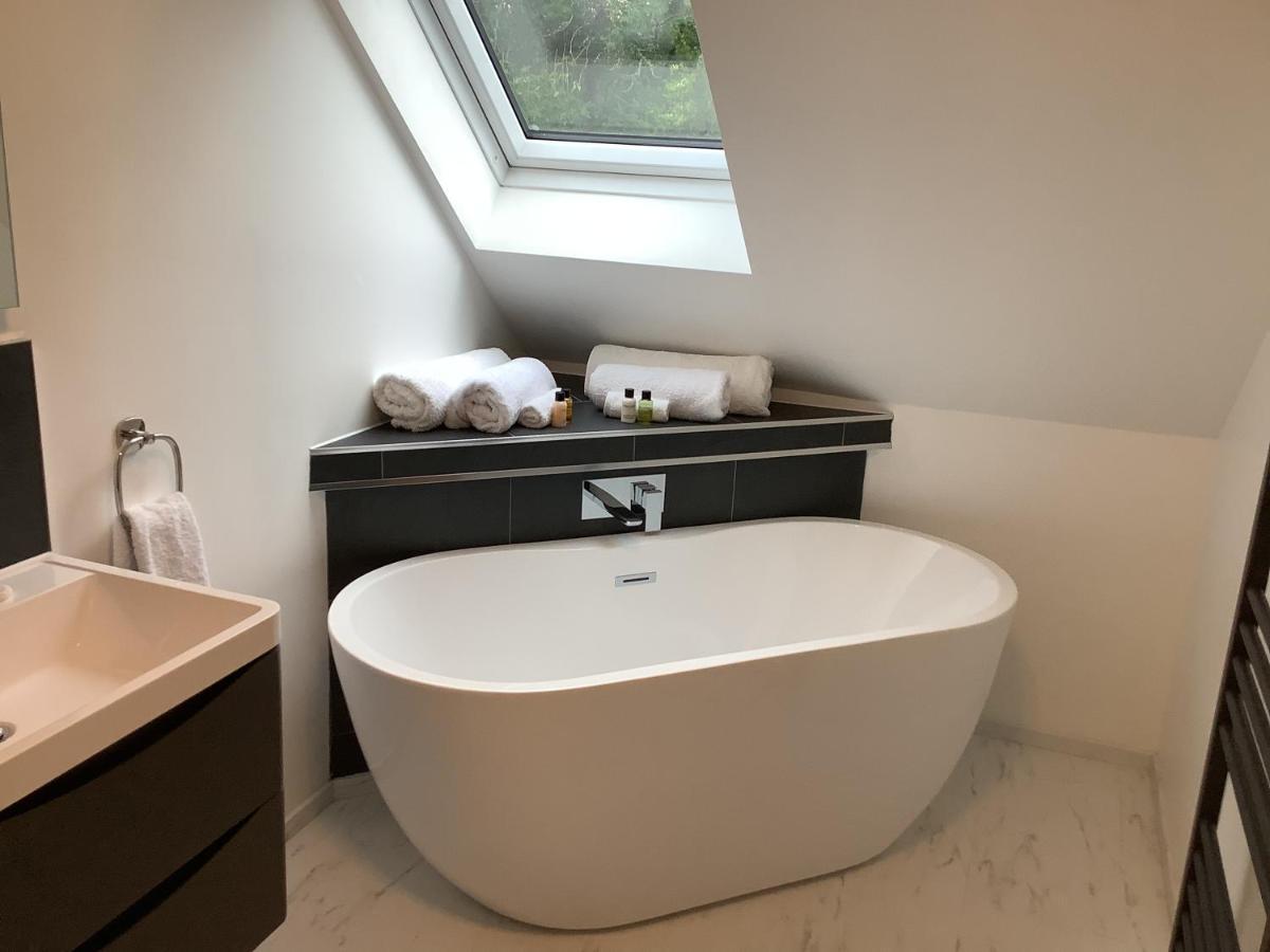 Little London Bed & Breakfast And Glamping Pod Hotel Abercraf Ngoại thất bức ảnh
