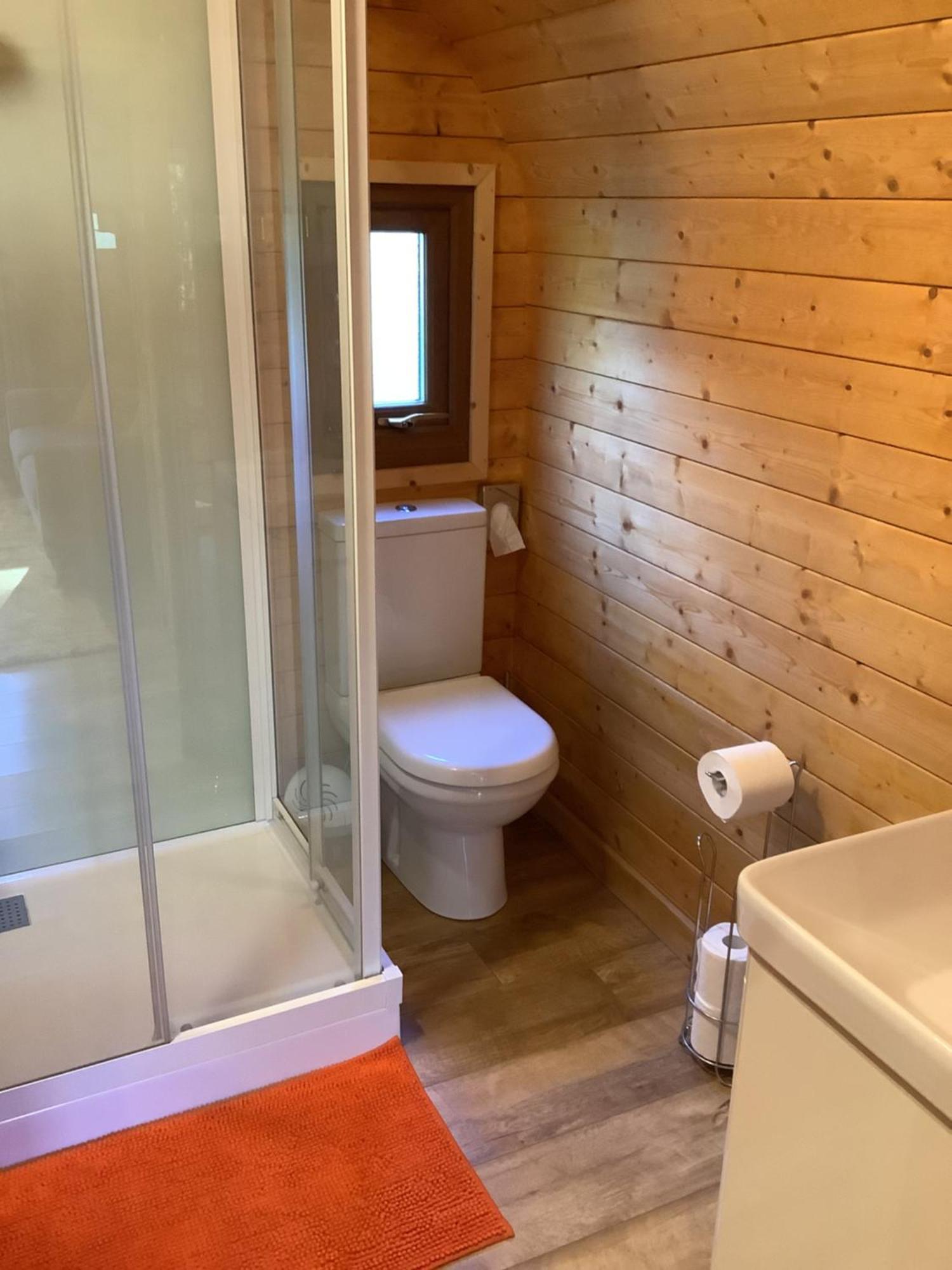 Little London Bed & Breakfast And Glamping Pod Hotel Abercraf Ngoại thất bức ảnh