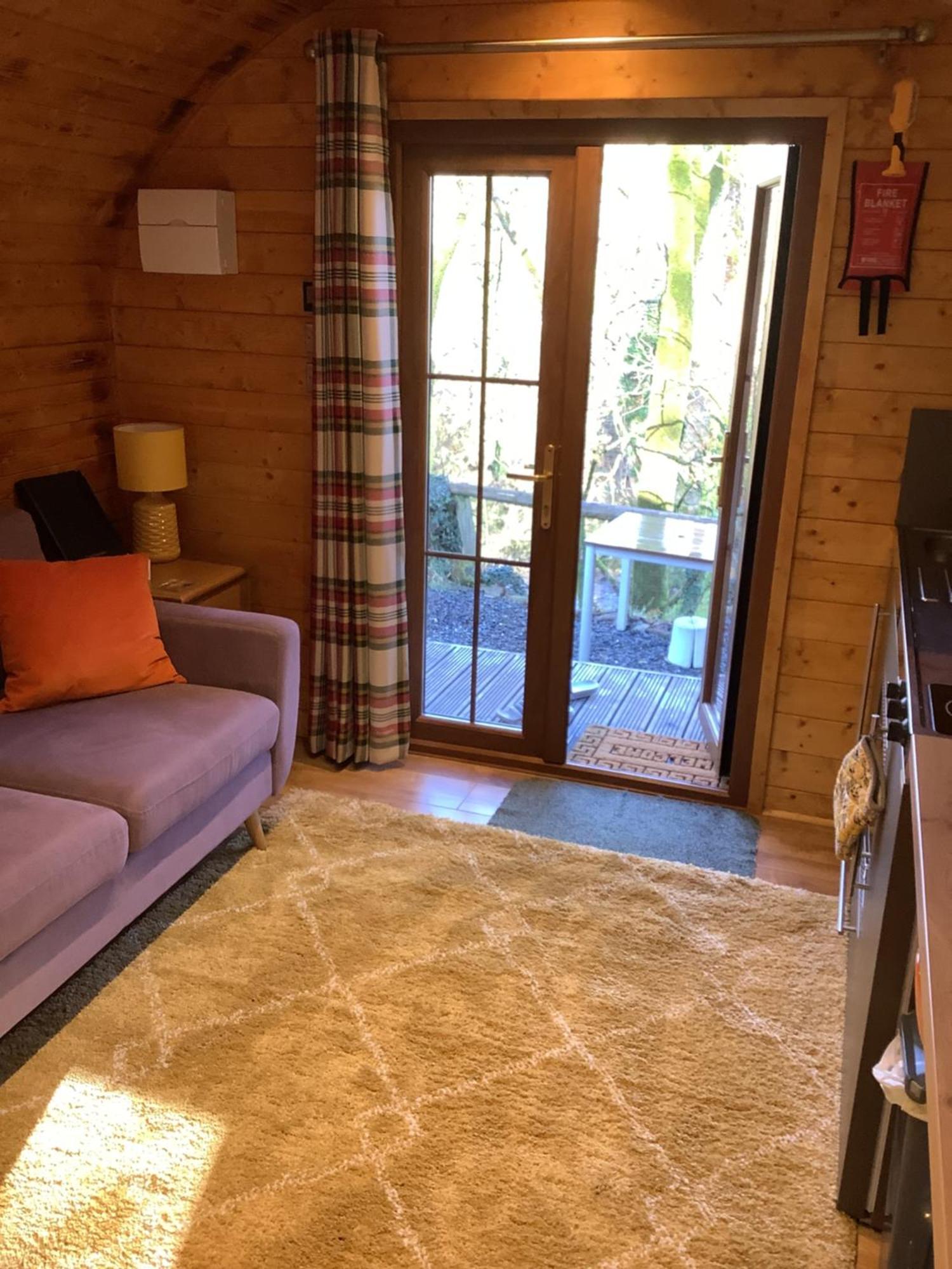 Little London Bed & Breakfast And Glamping Pod Hotel Abercraf Ngoại thất bức ảnh